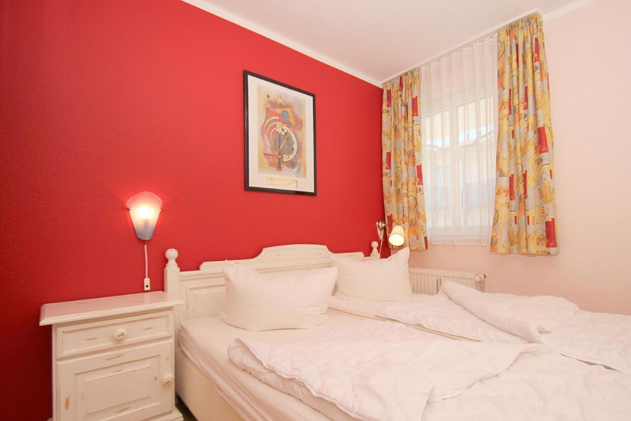 Balkon, Gratis Nutzung Vom Ahoi Erlebnisbad Und Sauna In Sellin - Villa Karola Fewo 09 Goehren  Exteriér fotografie
